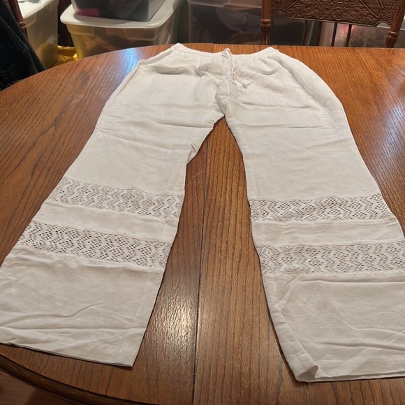 Bebe White Linen And Rayon Pants With bebe In Rhinestones On Back Size L - Picture 2 of 11